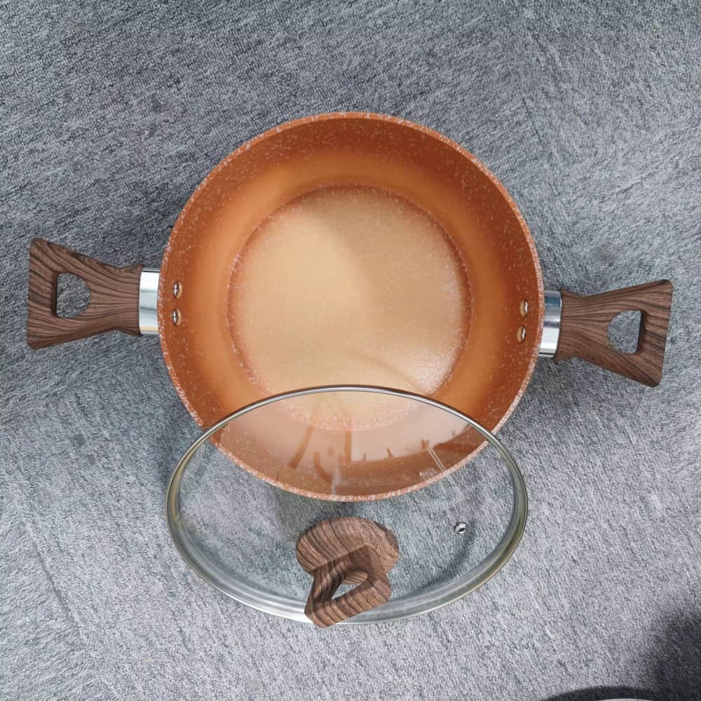 Non-toxicus inductio fundum nonstick mori mittentes coquina casserole stockpot molli tactu